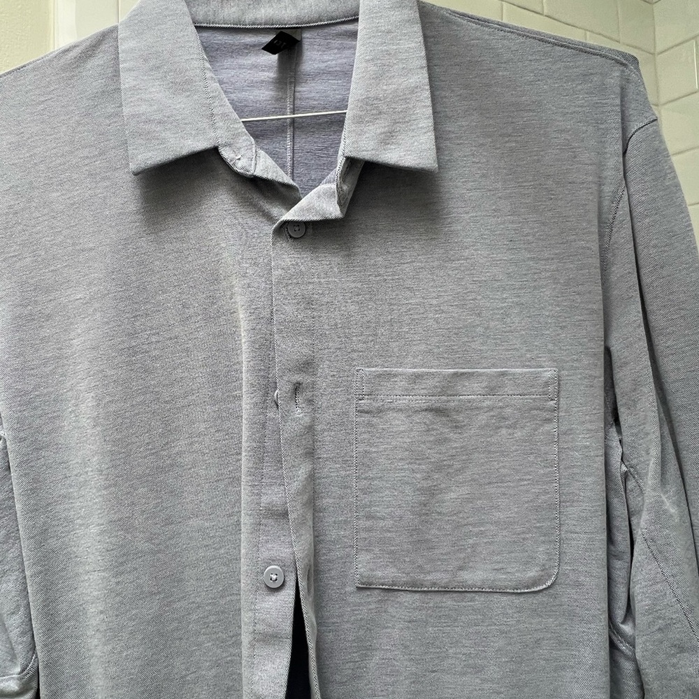 Lululemon men’s commission shirt large